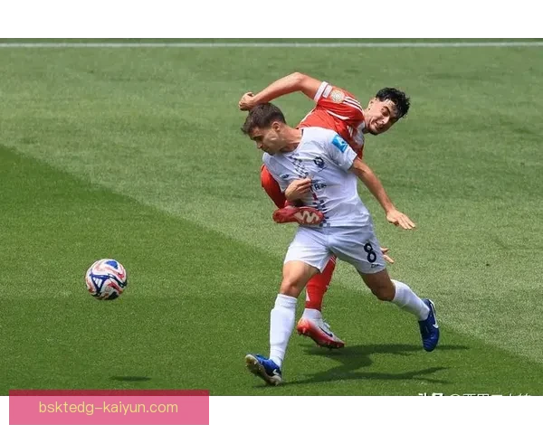 豪门球队对战组合近期表现稳健，竞争力持续提升